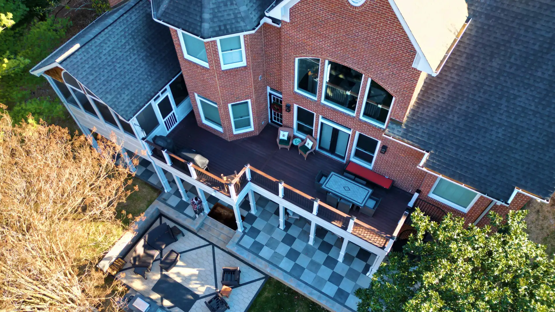 exterior house hero slider